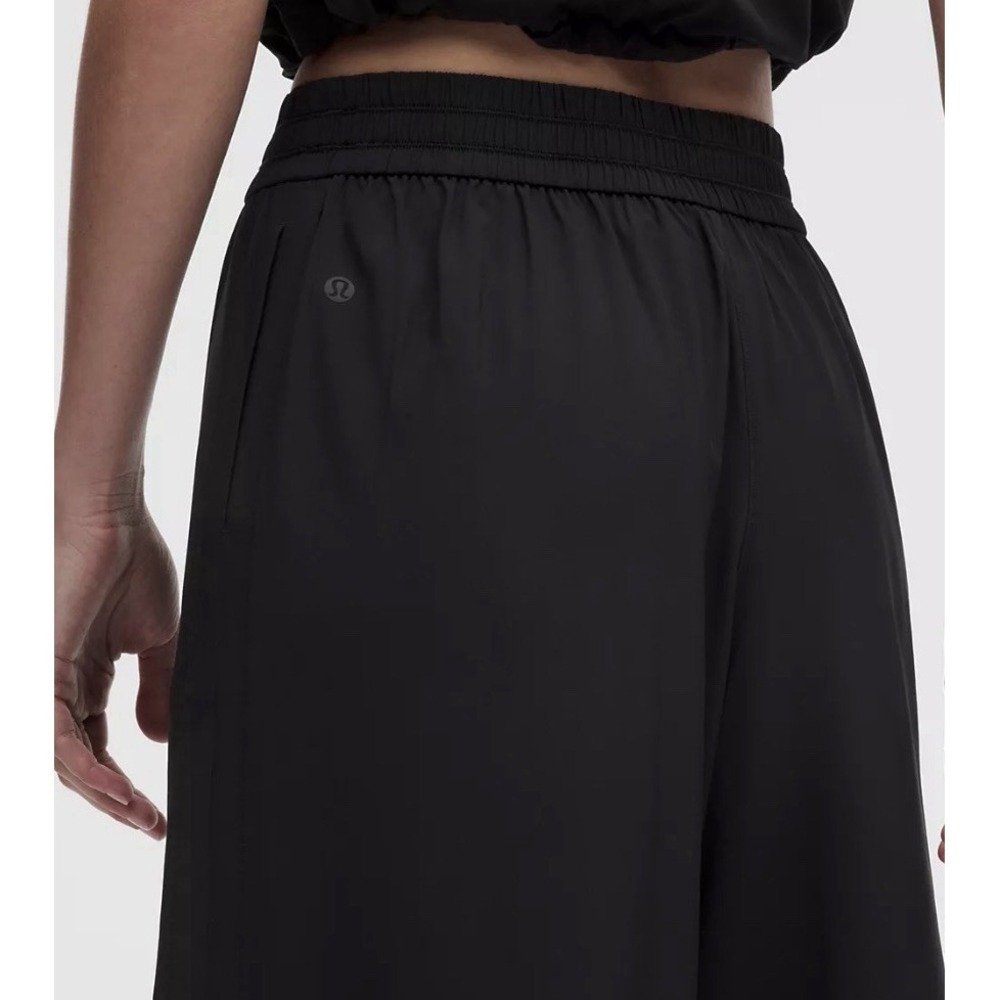 Lululemon Breezily Mid-Rise Cropped Pant Black NWT Wide Leg Size S Athleisure - Picture 8 of 9